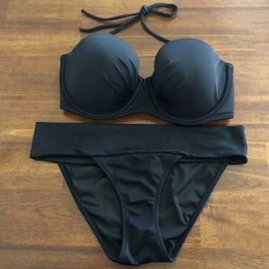 Victoria’s Secret bikini